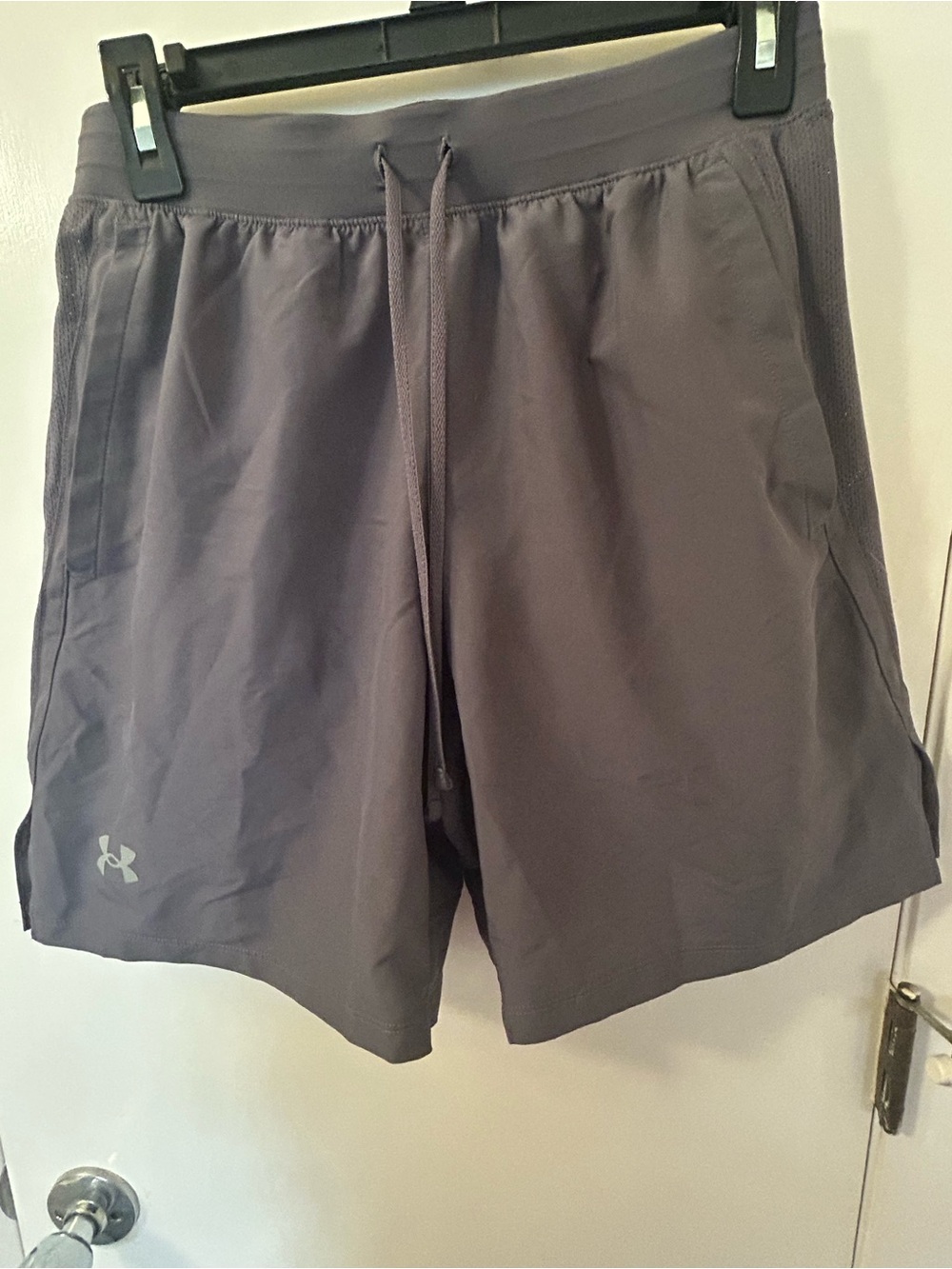 Under Armour Men's Gray Performance Shorts Size Medium